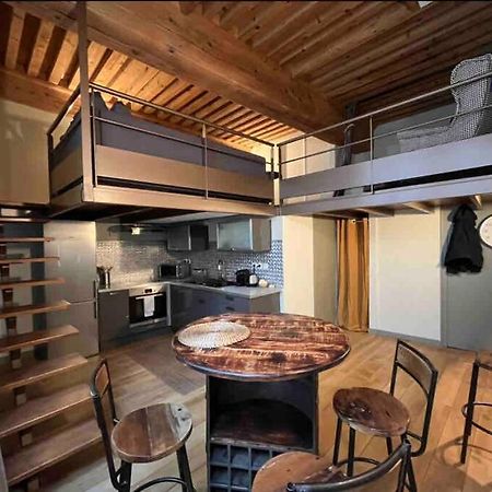Chez Alam A Hotel De Ville Лион Екстериор снимка
